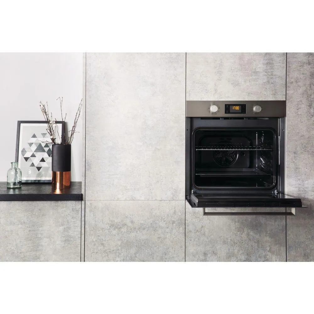 Hotpoint Class 3 Built-In Electric Single Oven - Inox | SA3540HIX